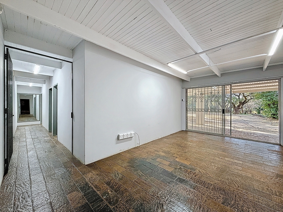 6 Bedroom Property for Sale in Shere Gauteng