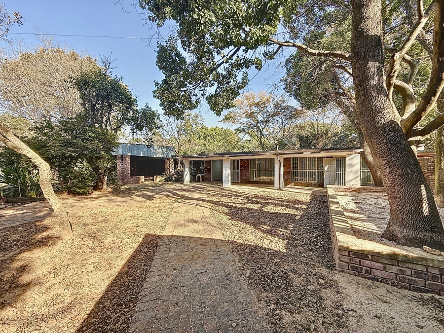 6 Bedroom Property for Sale in Shere Gauteng