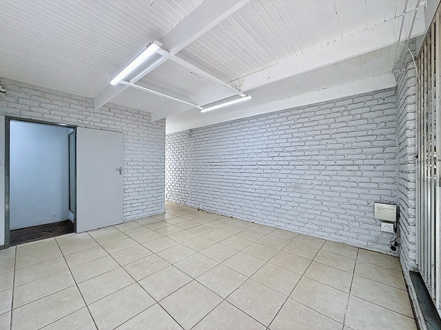 6 Bedroom Property for Sale in Shere Gauteng