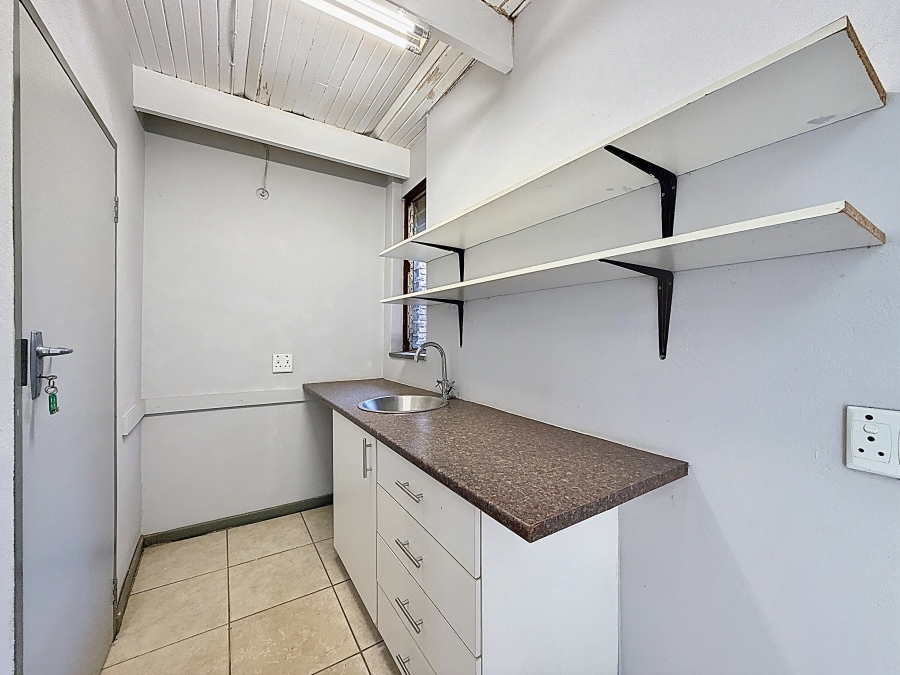 6 Bedroom Property for Sale in Shere Gauteng