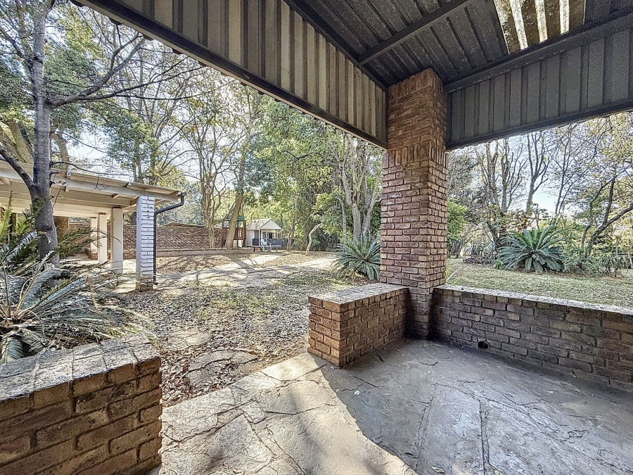 6 Bedroom Property for Sale in Shere Gauteng