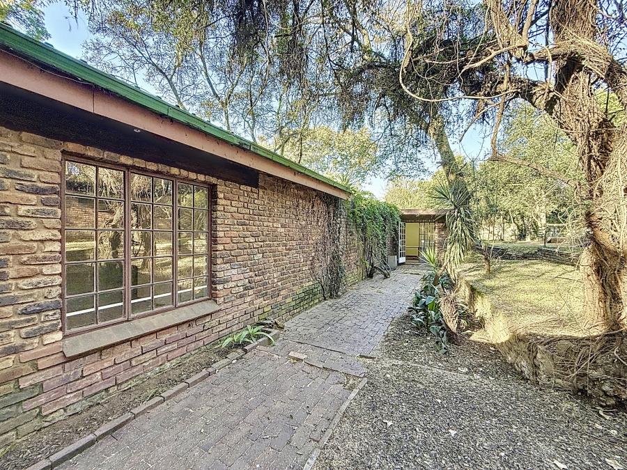 6 Bedroom Property for Sale in Shere Gauteng