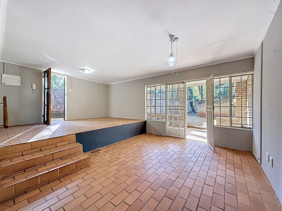 6 Bedroom Property for Sale in Shere Gauteng