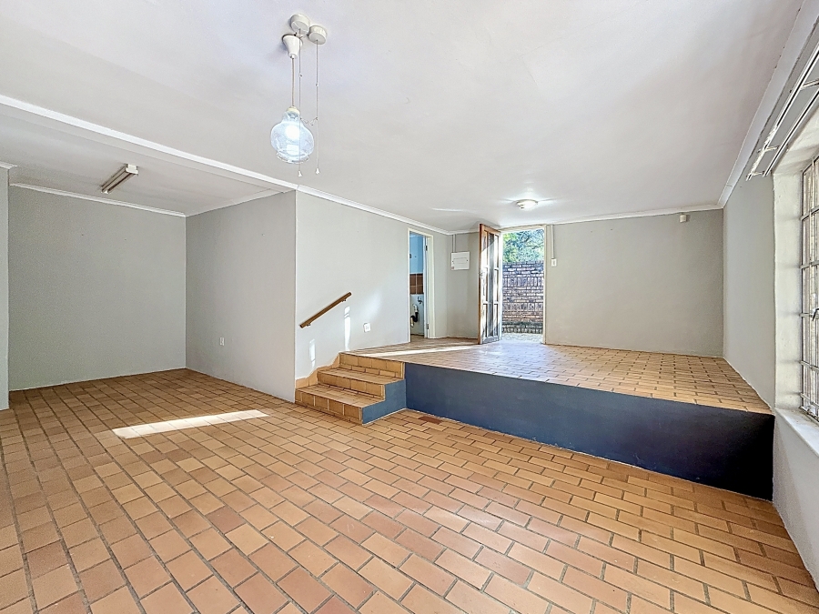 6 Bedroom Property for Sale in Shere Gauteng