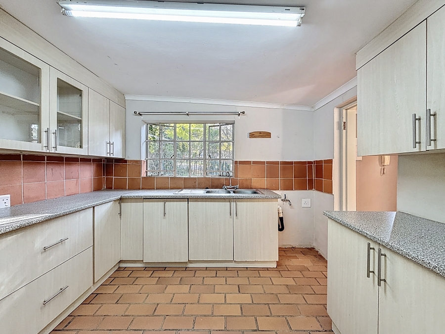 6 Bedroom Property for Sale in Shere Gauteng
