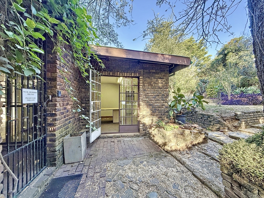 6 Bedroom Property for Sale in Shere Gauteng