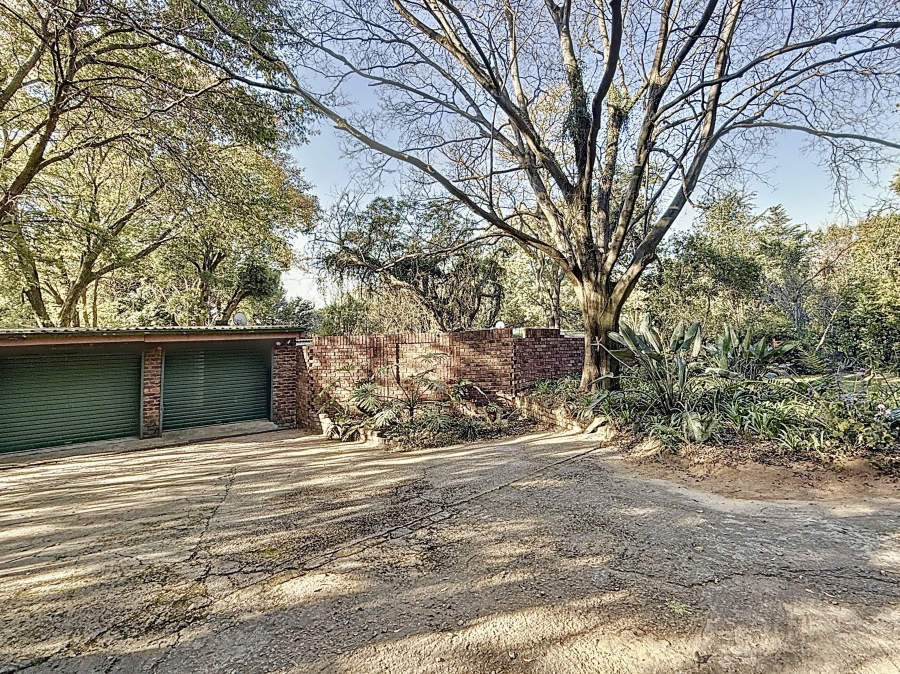 6 Bedroom Property for Sale in Shere Gauteng