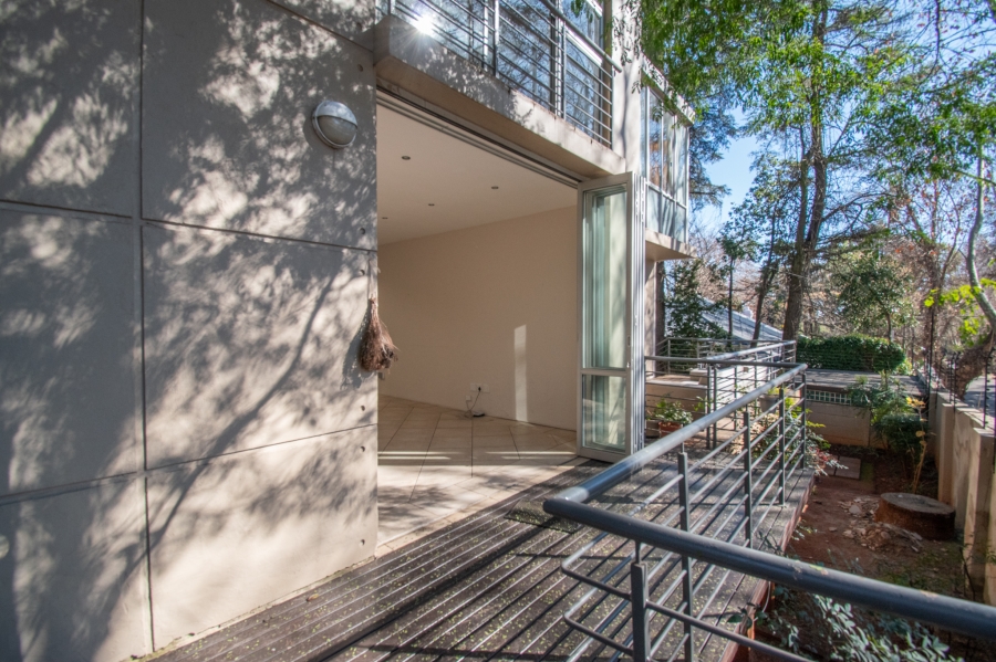 8 Bedroom Property for Sale in Melville Gauteng