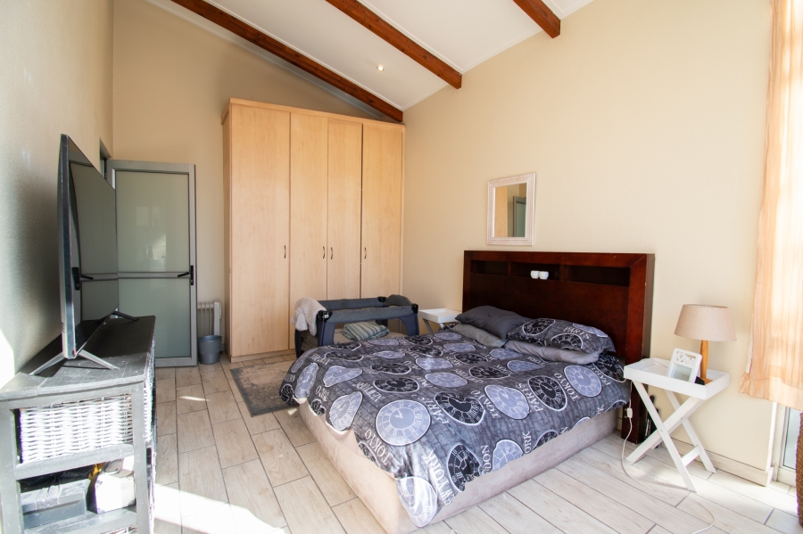 8 Bedroom Property for Sale in Melville Gauteng