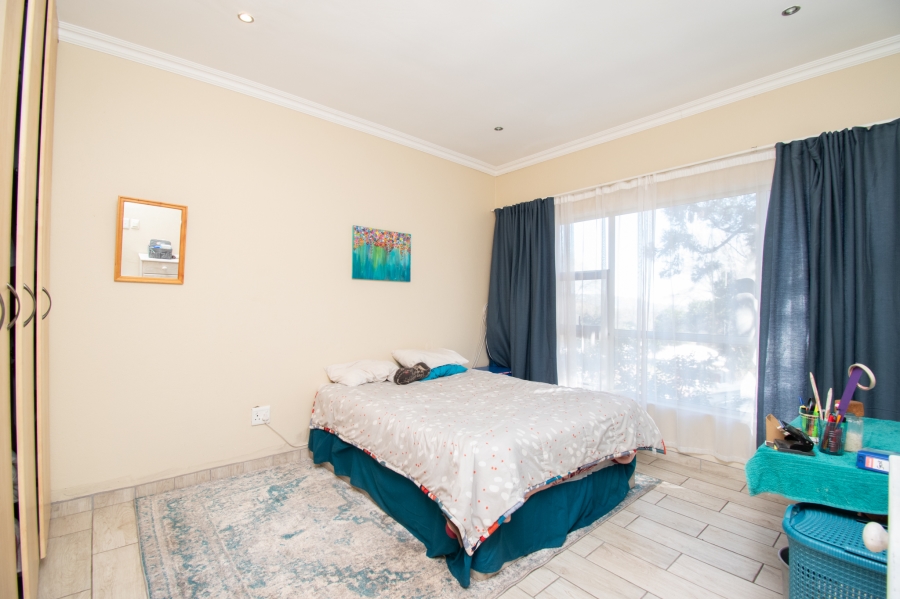 8 Bedroom Property for Sale in Melville Gauteng