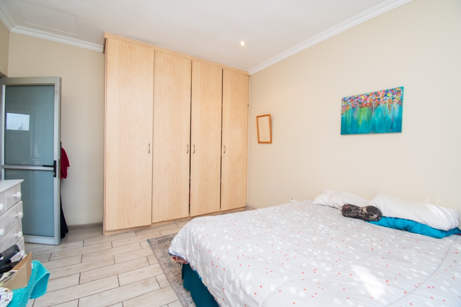 8 Bedroom Property for Sale in Melville Gauteng