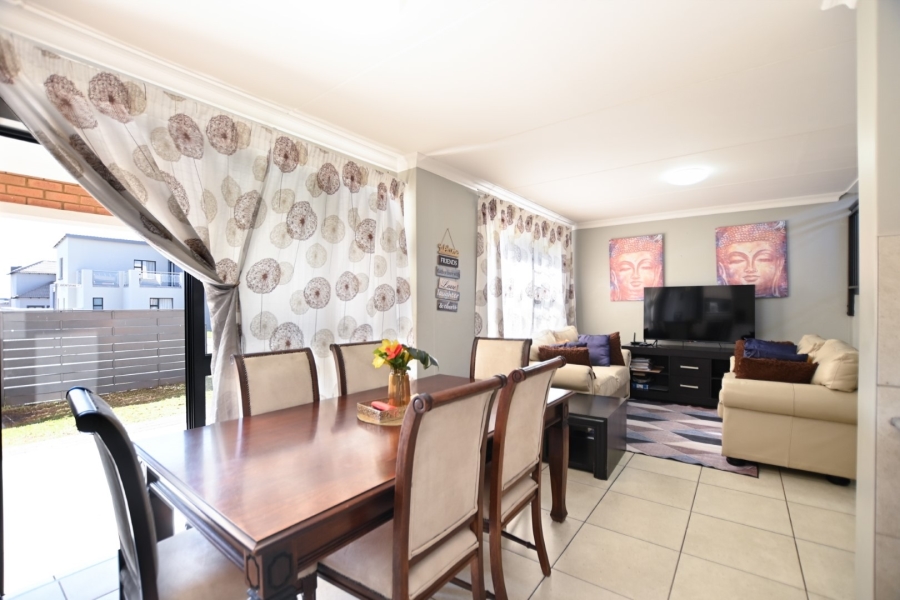 3 Bedroom Property for Sale in Zambezi Manor Lifestyle Estate Gauteng