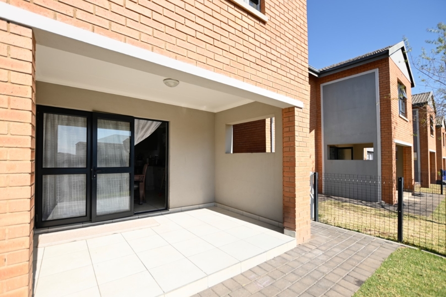 3 Bedroom Property for Sale in Zambezi Manor Lifestyle Estate Gauteng