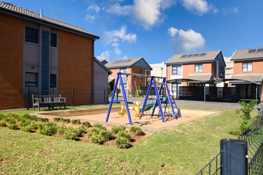 3 Bedroom Property for Sale in Zambezi Manor Lifestyle Estate Gauteng