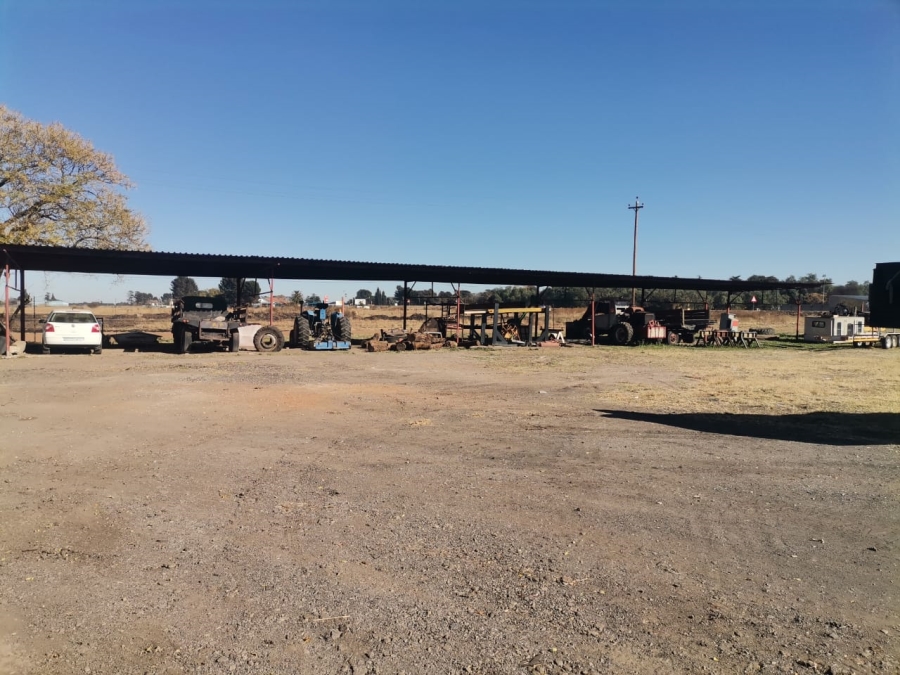 4 Bedroom Property for Sale in Staalrus Gauteng