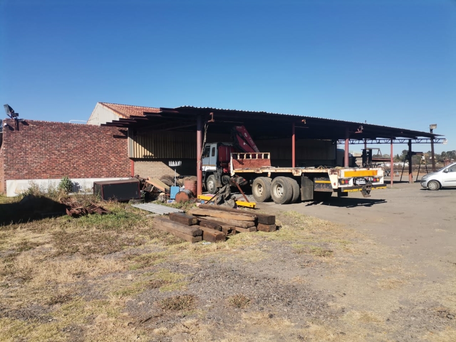 4 Bedroom Property for Sale in Staalrus Gauteng