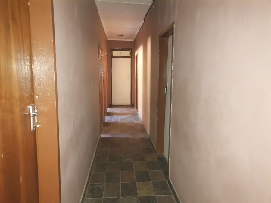4 Bedroom Property for Sale in Staalrus Gauteng