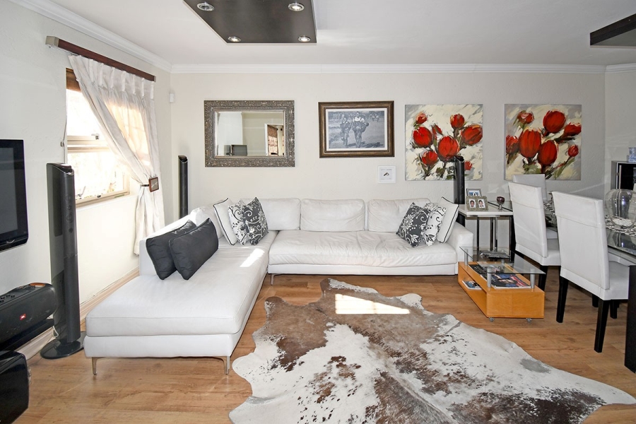3 Bedroom Property for Sale in Parkmore Gauteng