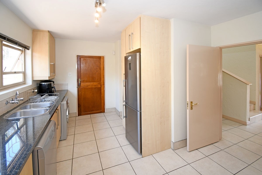 3 Bedroom Property for Sale in Parkmore Gauteng