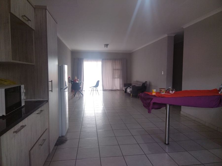 3 Bedroom Property for Sale in New Market Gauteng