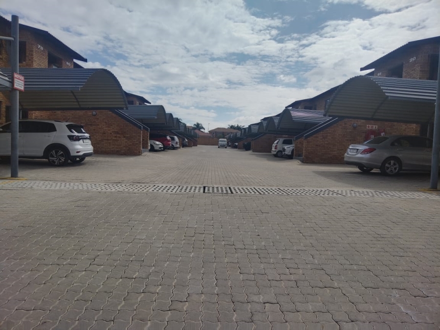 3 Bedroom Property for Sale in New Market Gauteng