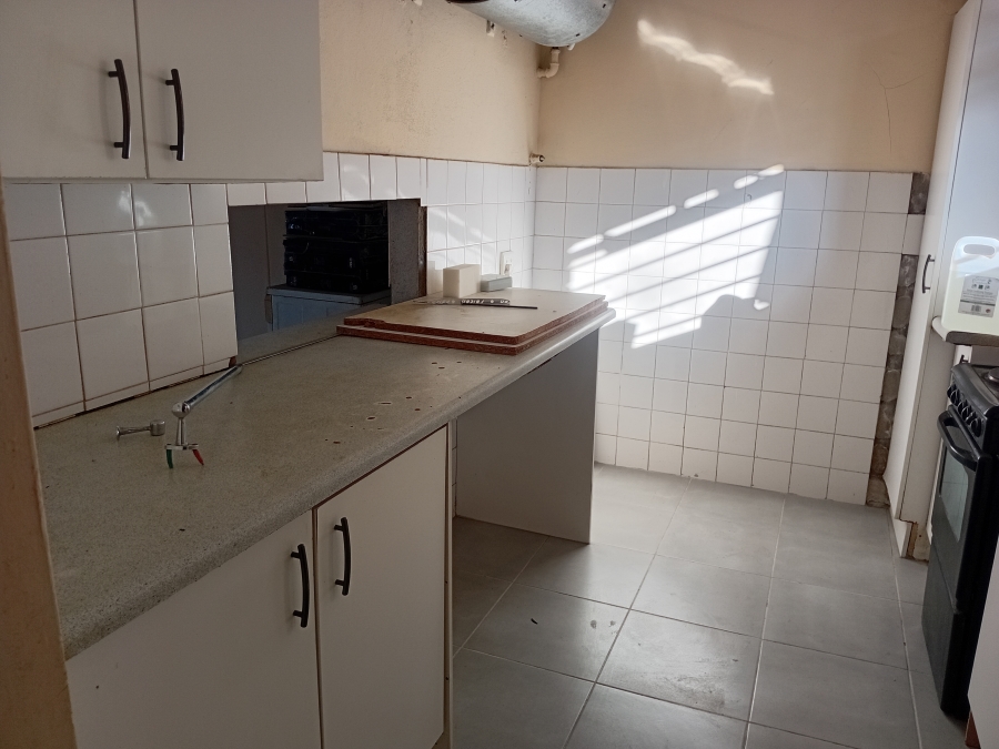 To Let 1 Bedroom Property for Rent in Berea Park Gauteng