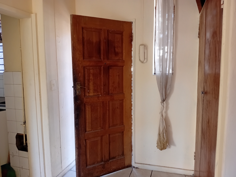 To Let 1 Bedroom Property for Rent in Berea Park Gauteng