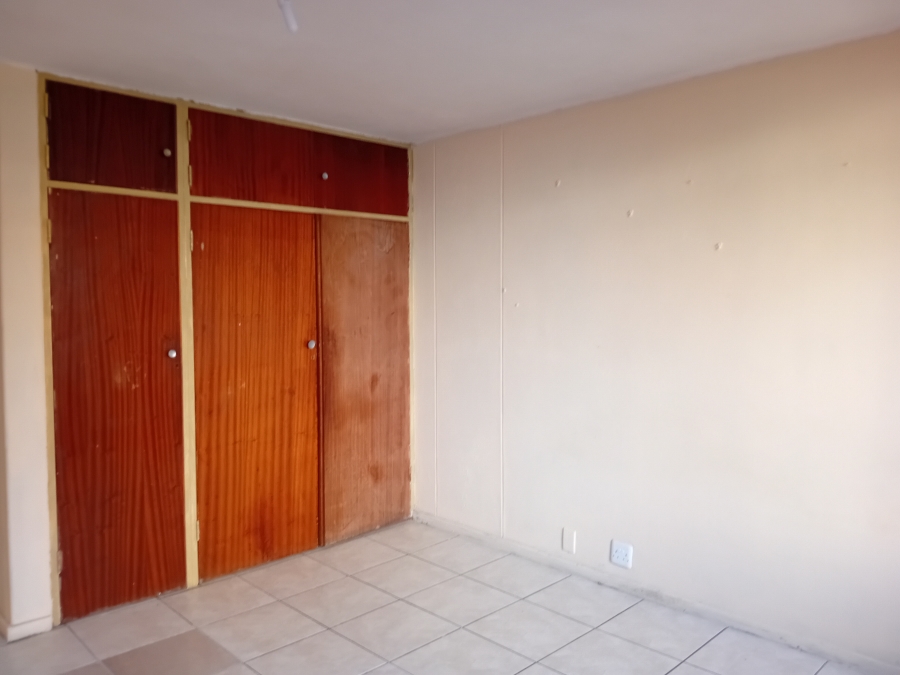 To Let 1 Bedroom Property for Rent in Berea Park Gauteng