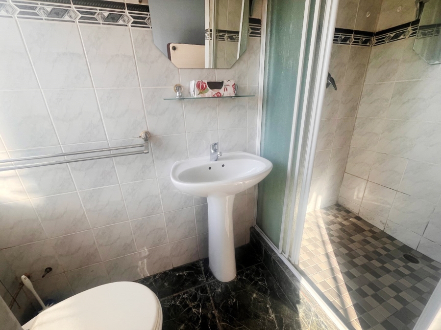 4 Bedroom Property for Sale in Fairmount Gauteng