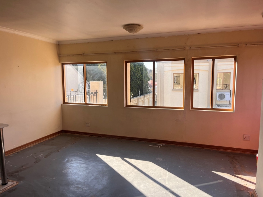 4 Bedroom Property for Sale in Fairmount Gauteng