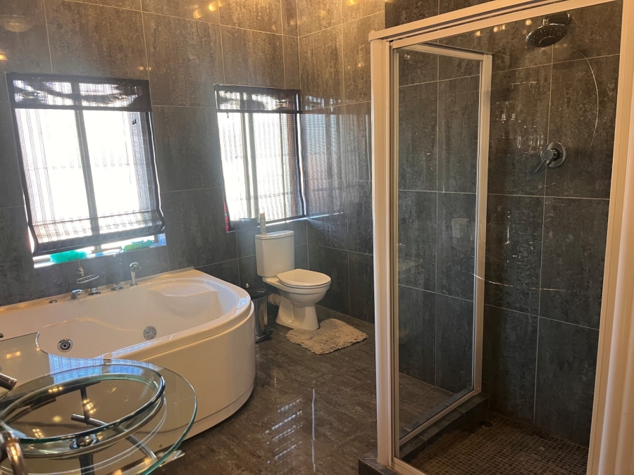4 Bedroom Property for Sale in Fairmount Gauteng