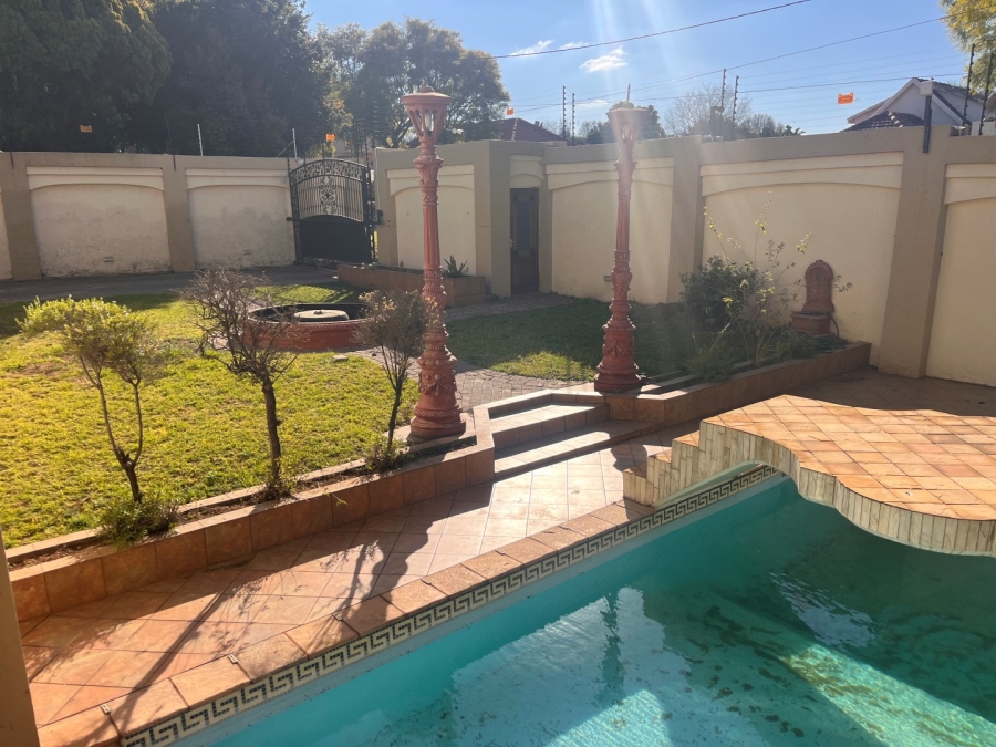 4 Bedroom Property for Sale in Fairmount Gauteng