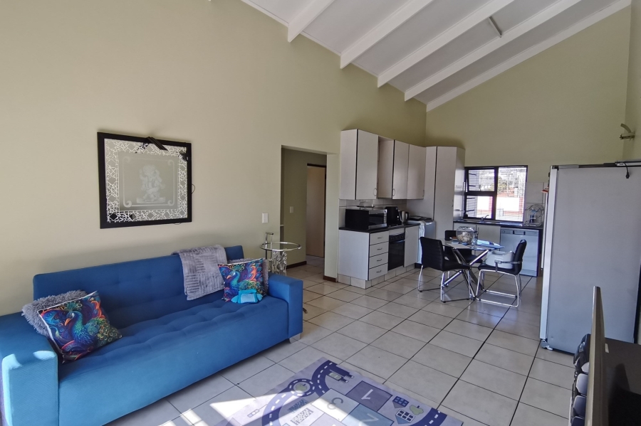 2 Bedroom Property for Sale in Greenstone Hill Gauteng