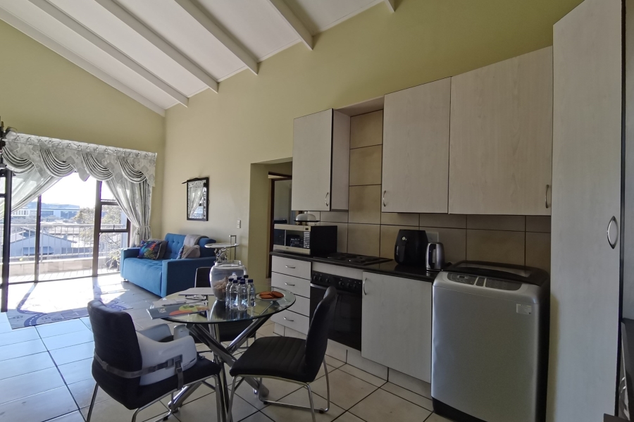2 Bedroom Property for Sale in Greenstone Hill Gauteng