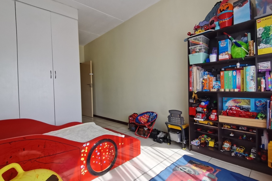 2 Bedroom Property for Sale in Greenstone Hill Gauteng