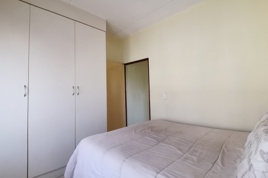 2 Bedroom Property for Sale in Greenstone Hill Gauteng