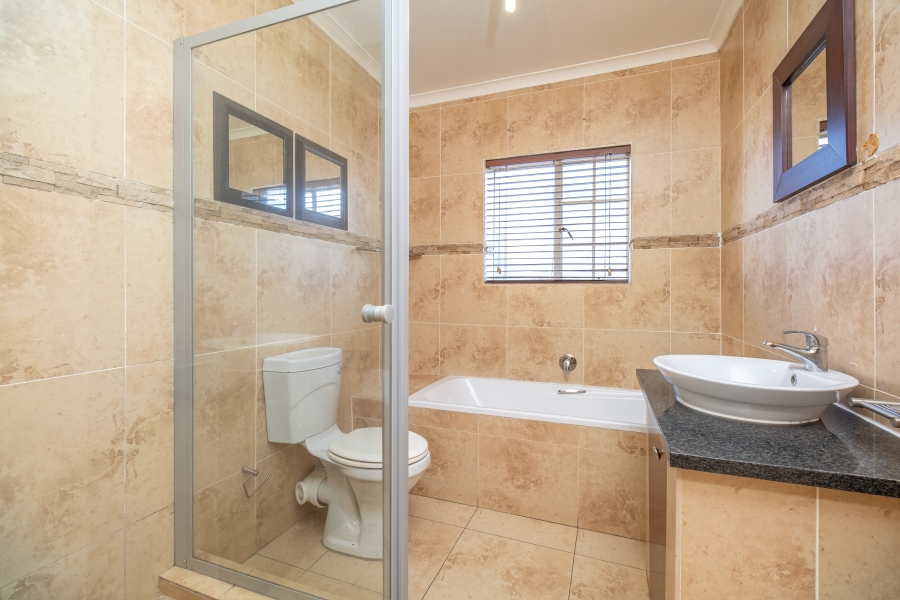 3 Bedroom Property for Sale in Eagle Canyon Golf Estate Gauteng