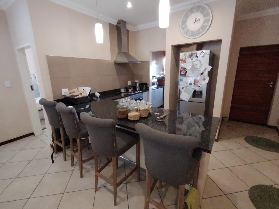3 Bedroom Property for Sale in Monavoni Gauteng