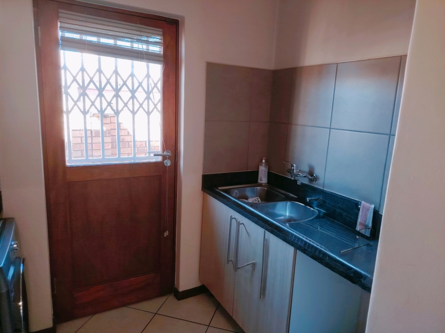 3 Bedroom Property for Sale in Monavoni Gauteng