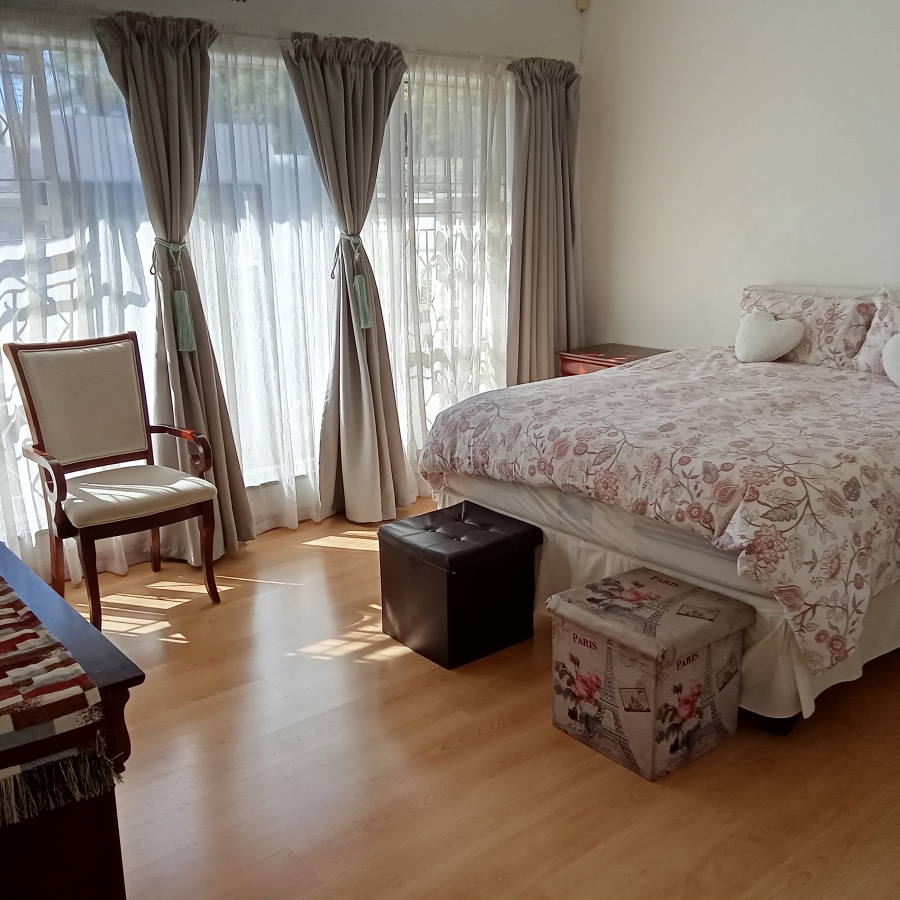 4 Bedroom Property for Sale in Constantia Kloof Gauteng