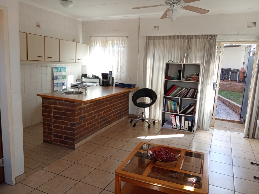 4 Bedroom Property for Sale in Constantia Kloof Gauteng