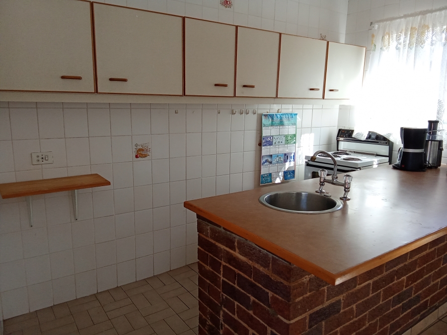 4 Bedroom Property for Sale in Constantia Kloof Gauteng