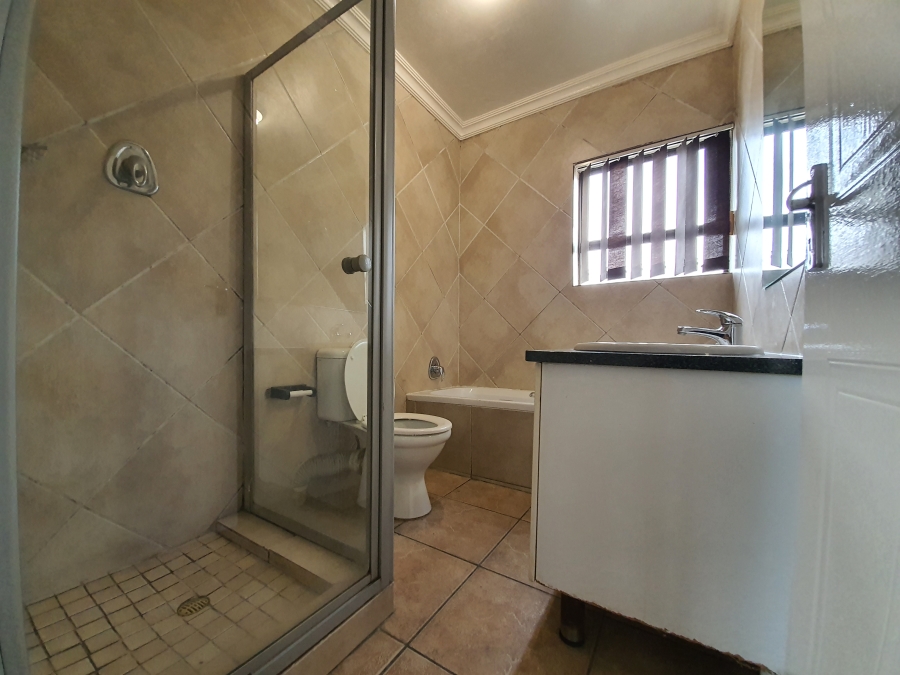 2 Bedroom Property for Sale in Boksburg Central Gauteng