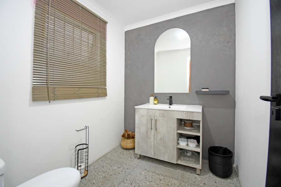 3 Bedroom Property for Sale in Edenvale Central Gauteng