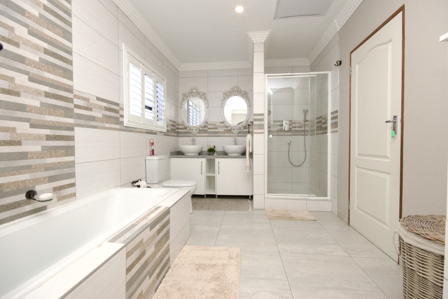 3 Bedroom Property for Sale in Monument Gauteng