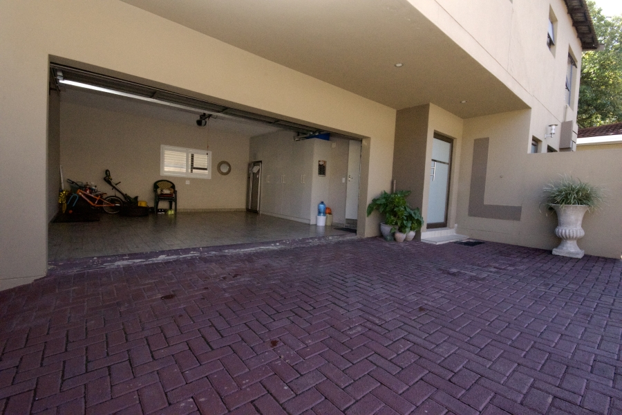 3 Bedroom Property for Sale in Monument Gauteng