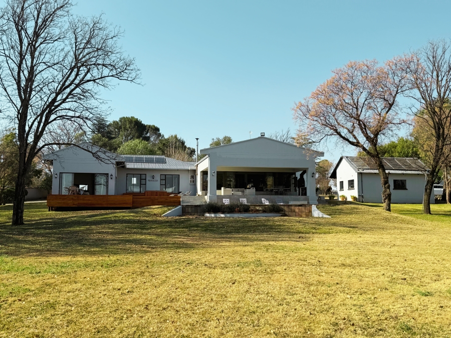 4 Bedroom Property for Sale in Miravaal Gauteng