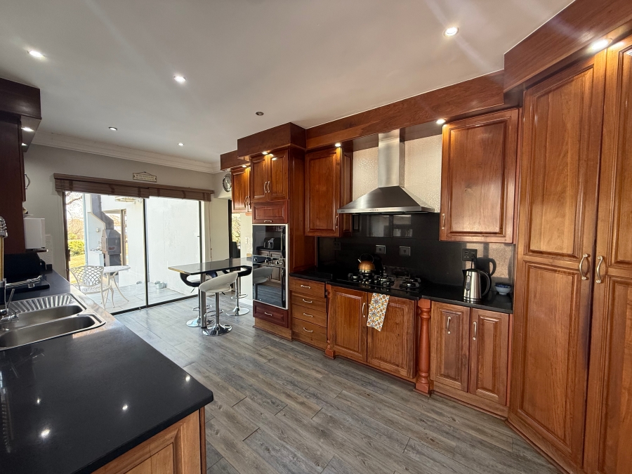 4 Bedroom Property for Sale in Miravaal Gauteng