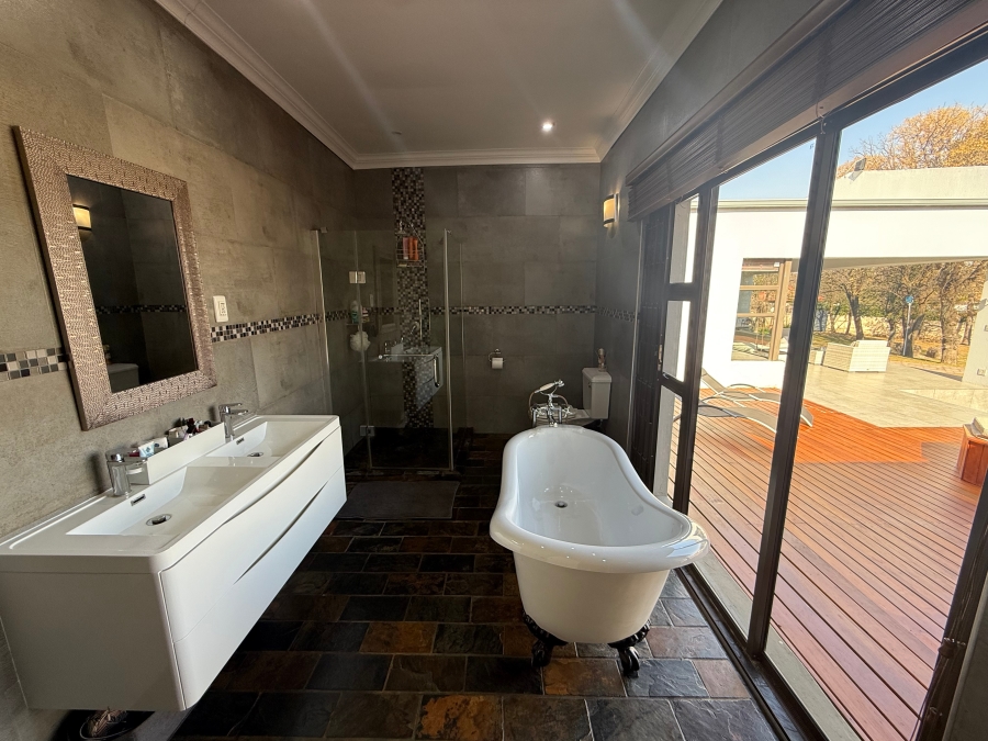 4 Bedroom Property for Sale in Miravaal Gauteng
