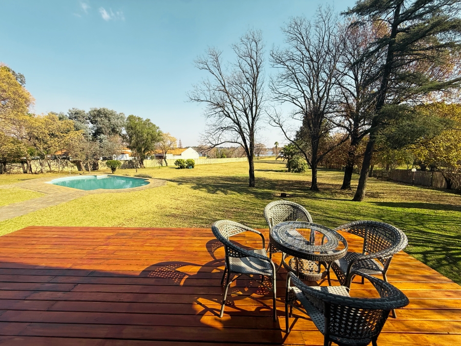 4 Bedroom Property for Sale in Miravaal Gauteng